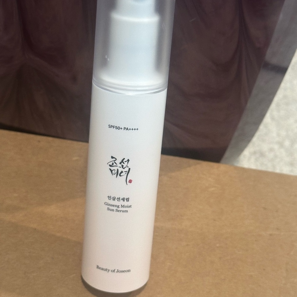 Ginseng Moist Sun Serum - White